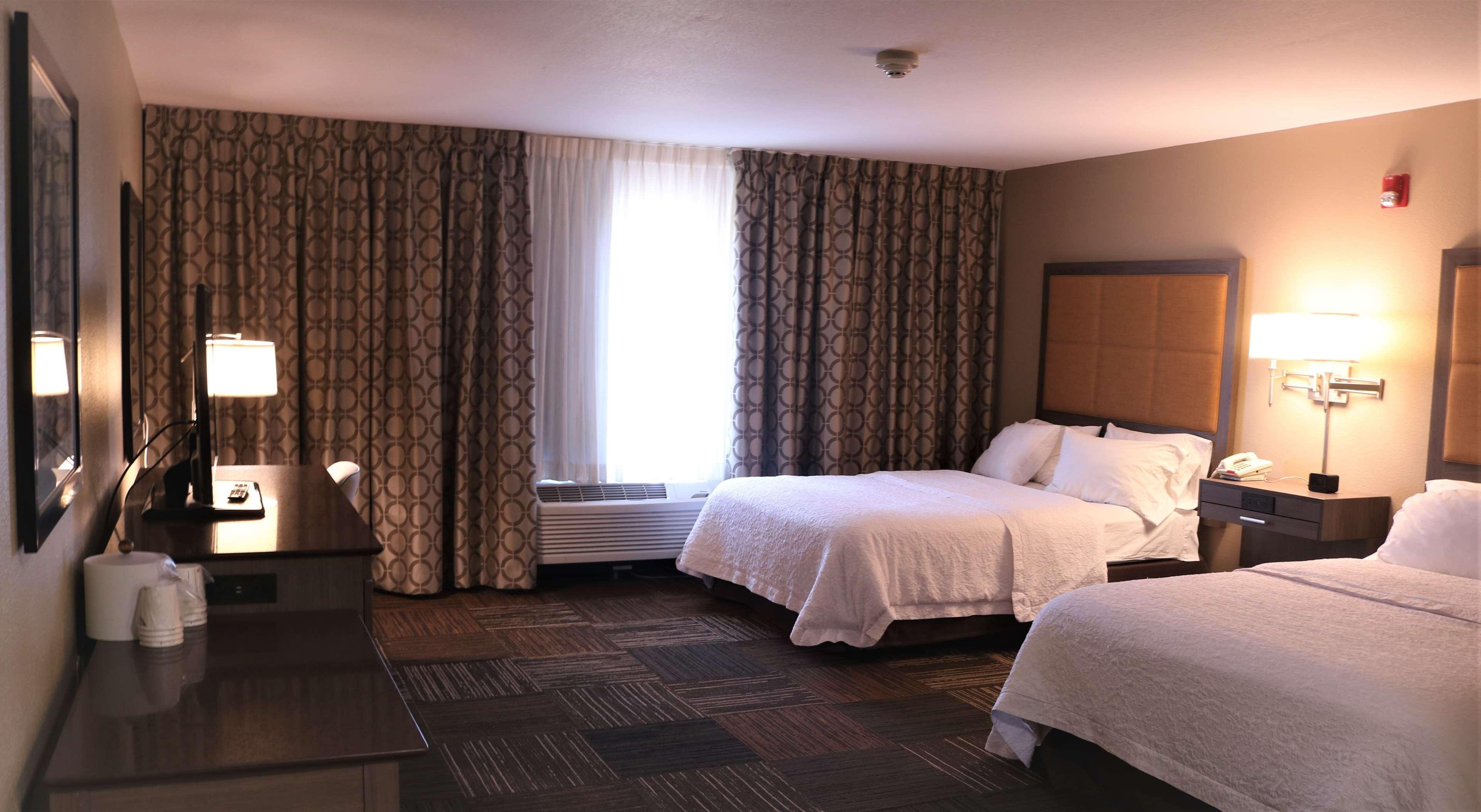Hampton Inn & Suites Фримонт Экстерьер фото