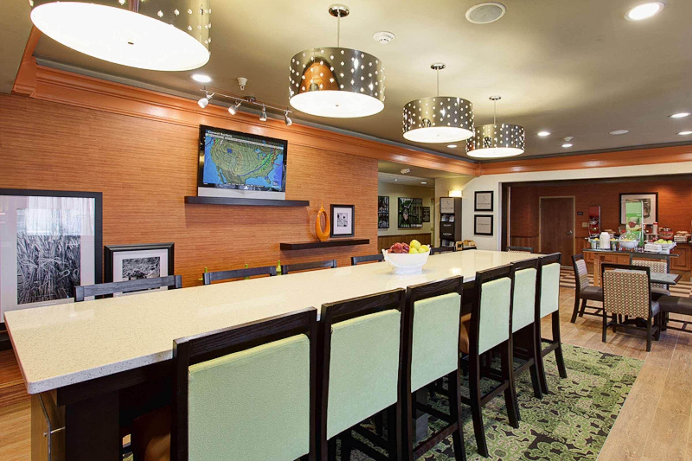 Hampton Inn & Suites Фримонт Экстерьер фото