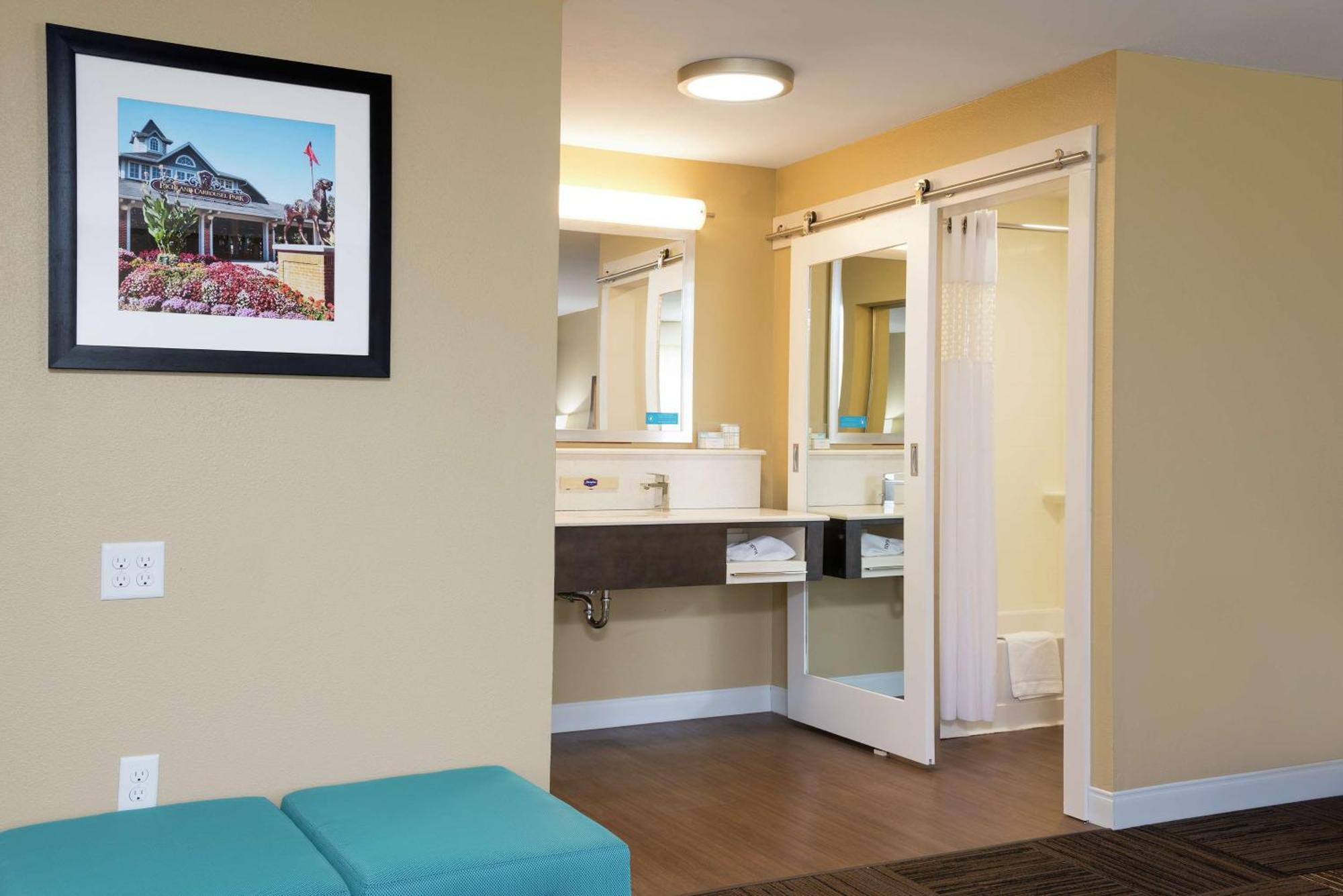 Hampton Inn & Suites Фримонт Экстерьер фото