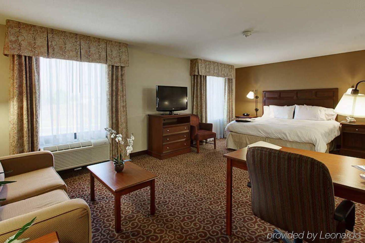 Hampton Inn & Suites Фримонт Экстерьер фото